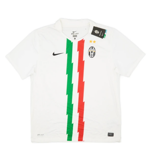 Juventus away shirt 2010-12